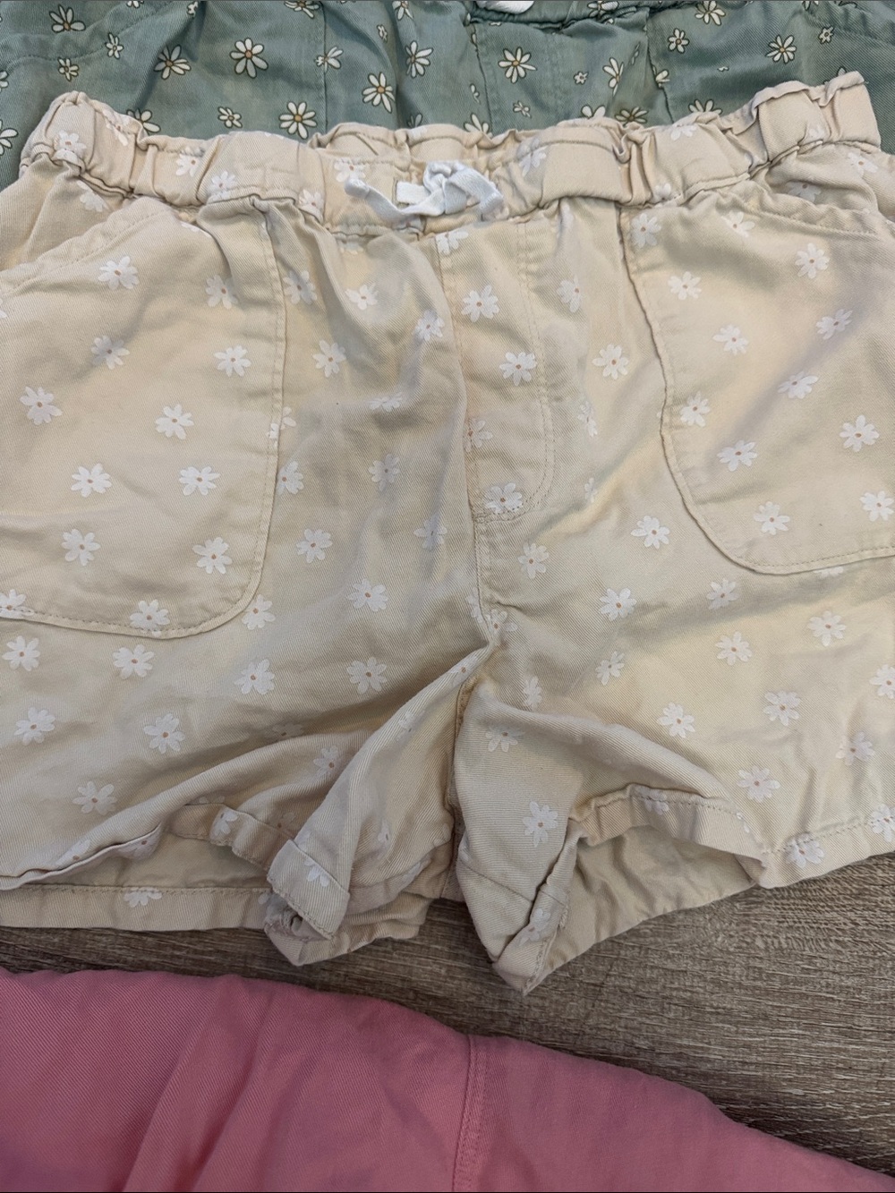 Wonder Nation Girl Elastic-Waist Shorts Set - Pink, Cream, Green - Picture 3 of 7